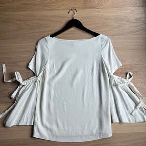 Like New - Club Monaco open princess sleeve blouse